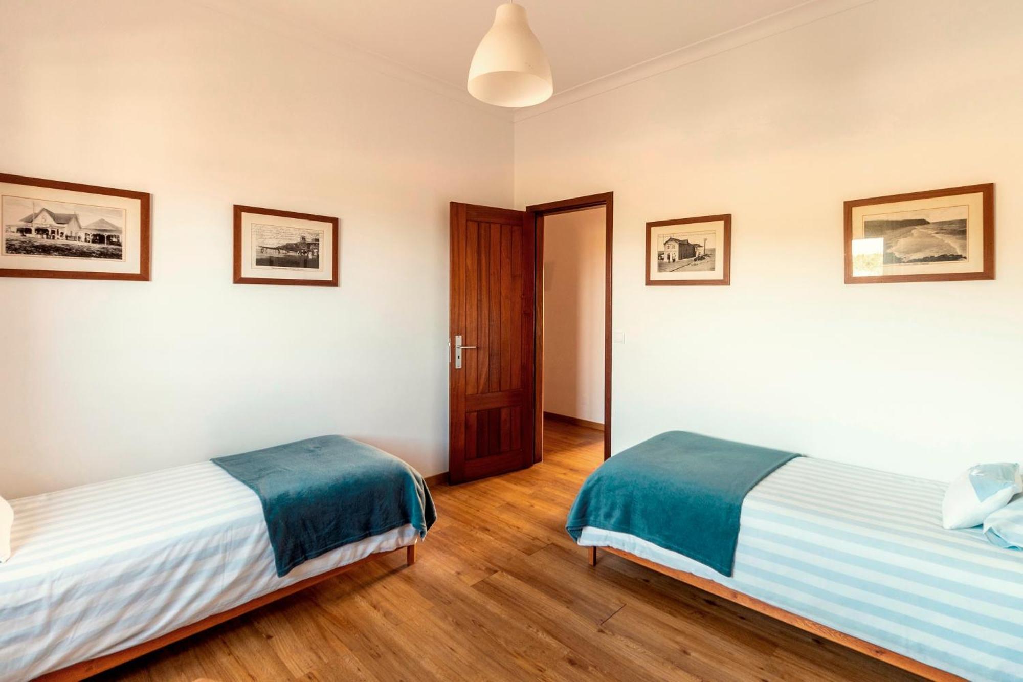 Colares Beach House, Pool Child Friendly Luaran gambar